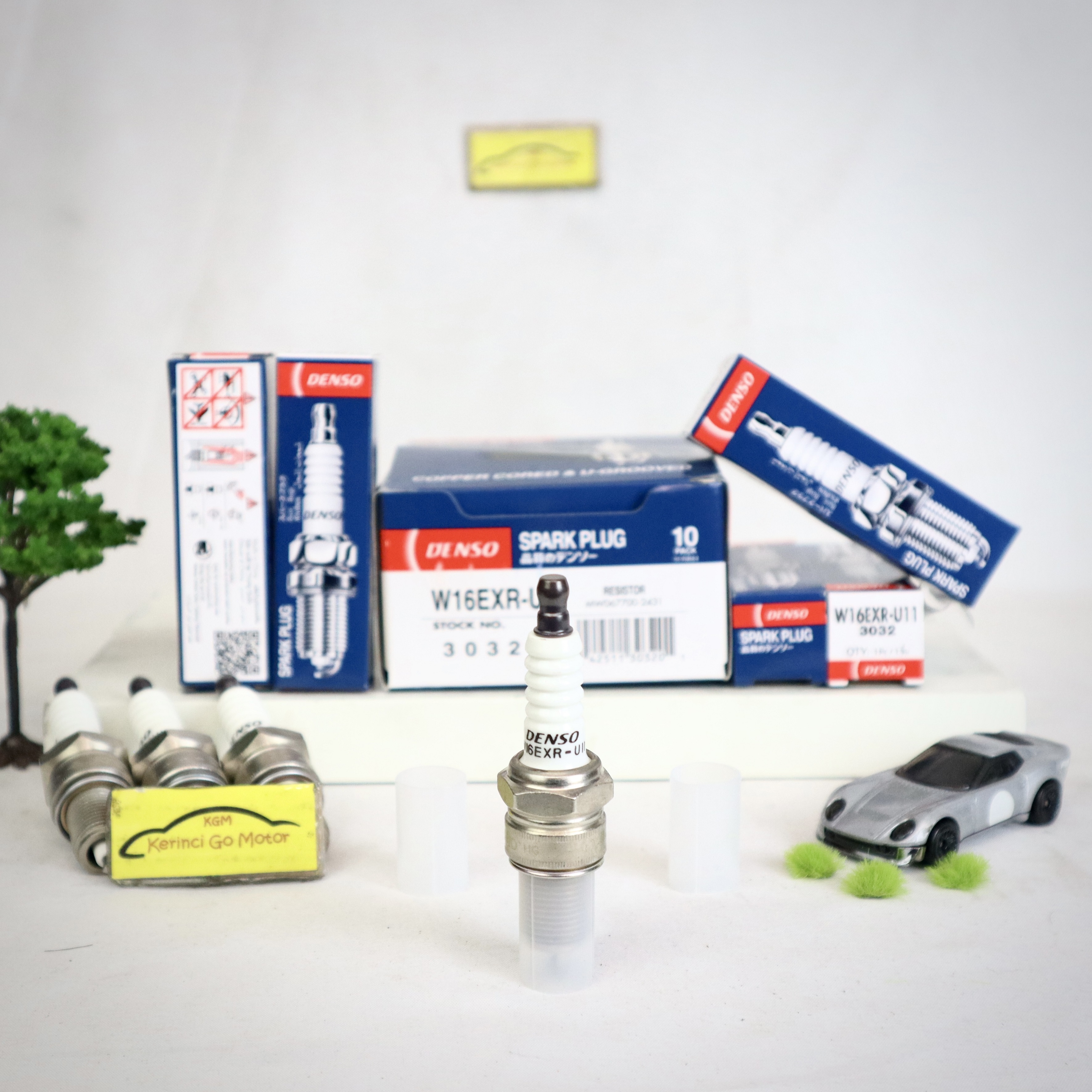 Busi Mobil W16EXR-U11 Denso Spark Plug Toyota Coronaa AT 151 1.6 Harga 17,542 rupiah*Gratis Ongkir