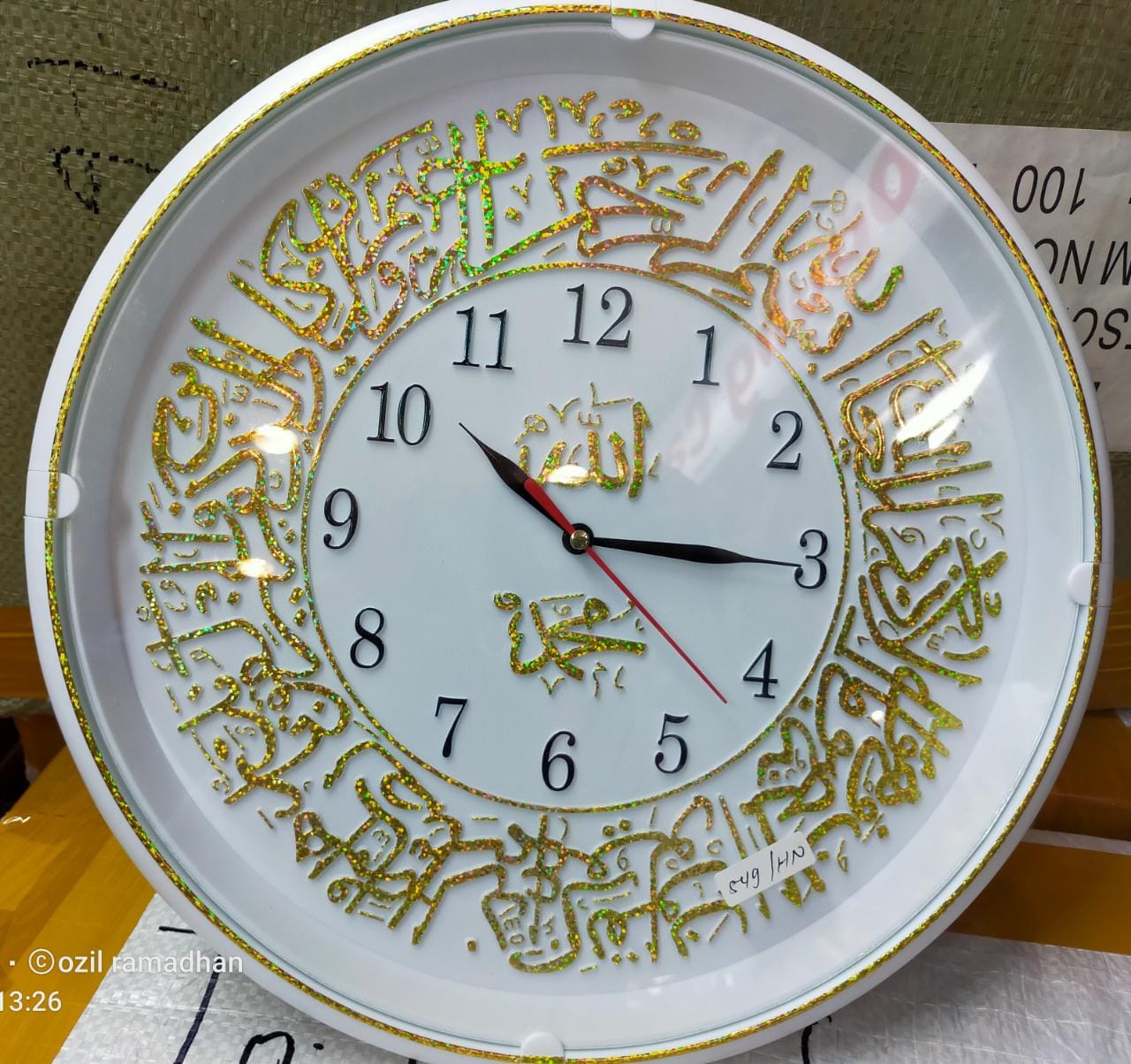 JAM DINDING ESA 32CM