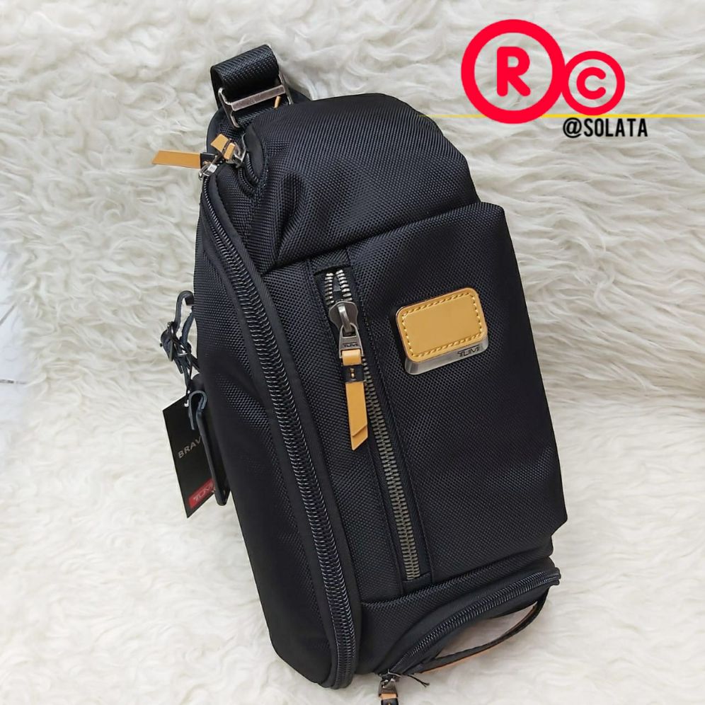 harga tas tumi saratoga original