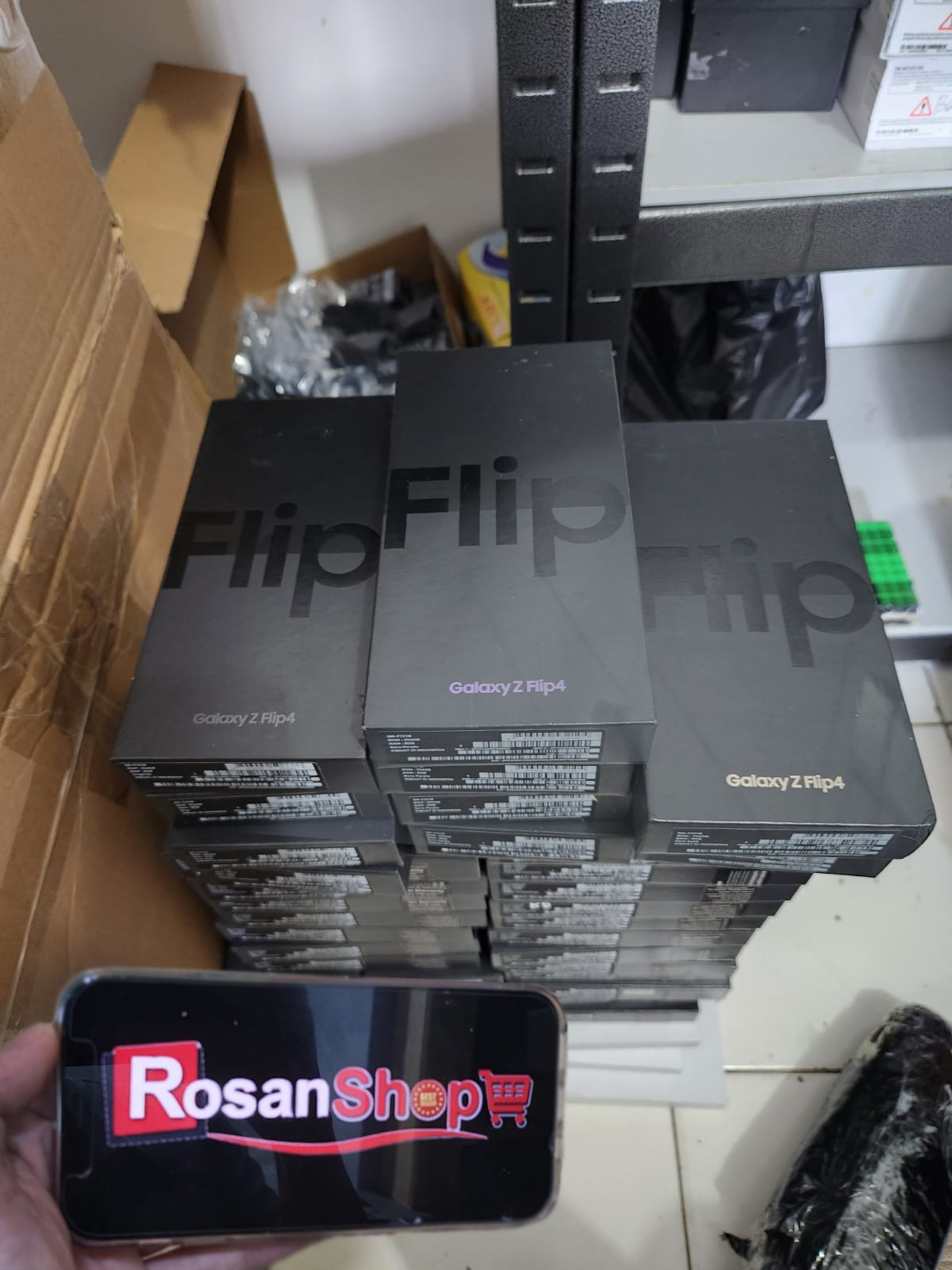 Samsung Galaxy Z Flip 4 5G 128GB 256GB 512GB - BNIB SEIN SAMSUNG Harga  6,790,000 Ringgit*Penghantaran Percuma