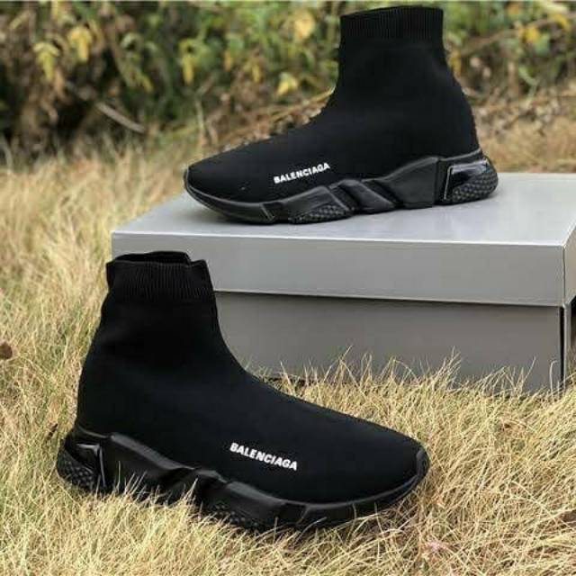 Harga shop sneakers balenciaga