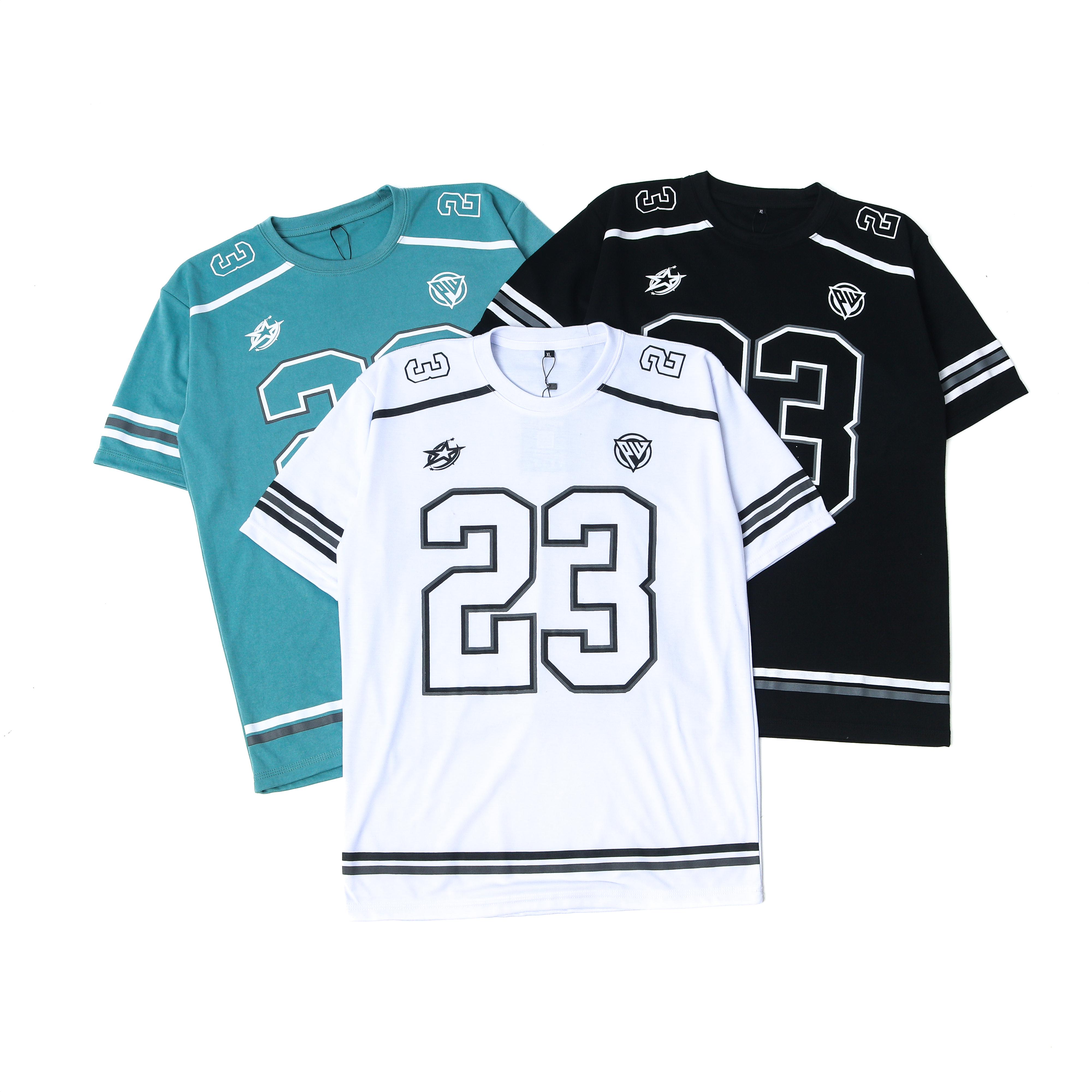 Shahardagi qizlar külotsiz suratga tushishadi