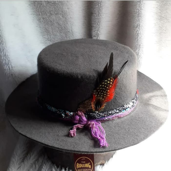TOPI PRIA PORKPIE LEBAR LIMITTED 