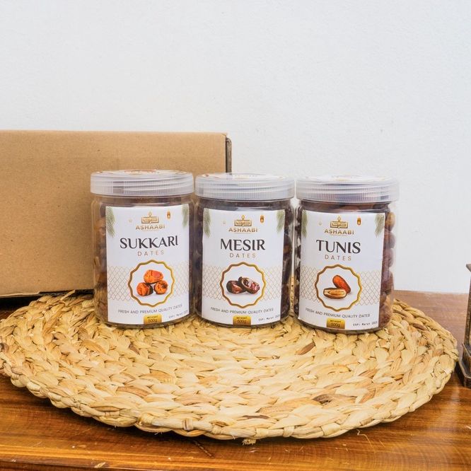 Hampers Kurma Box 3 in 1 Korma Toples 500gr Ajwa Tunis SukariJumbo Black Dates Lebaran Ramadhan