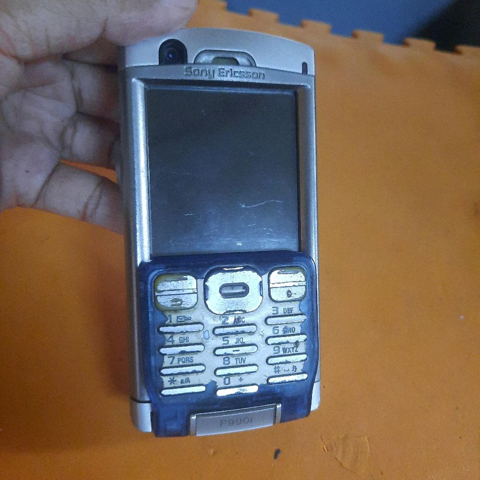 HP is normal, no signal Harga  500,000 Ringgit*Penghantaran Percuma