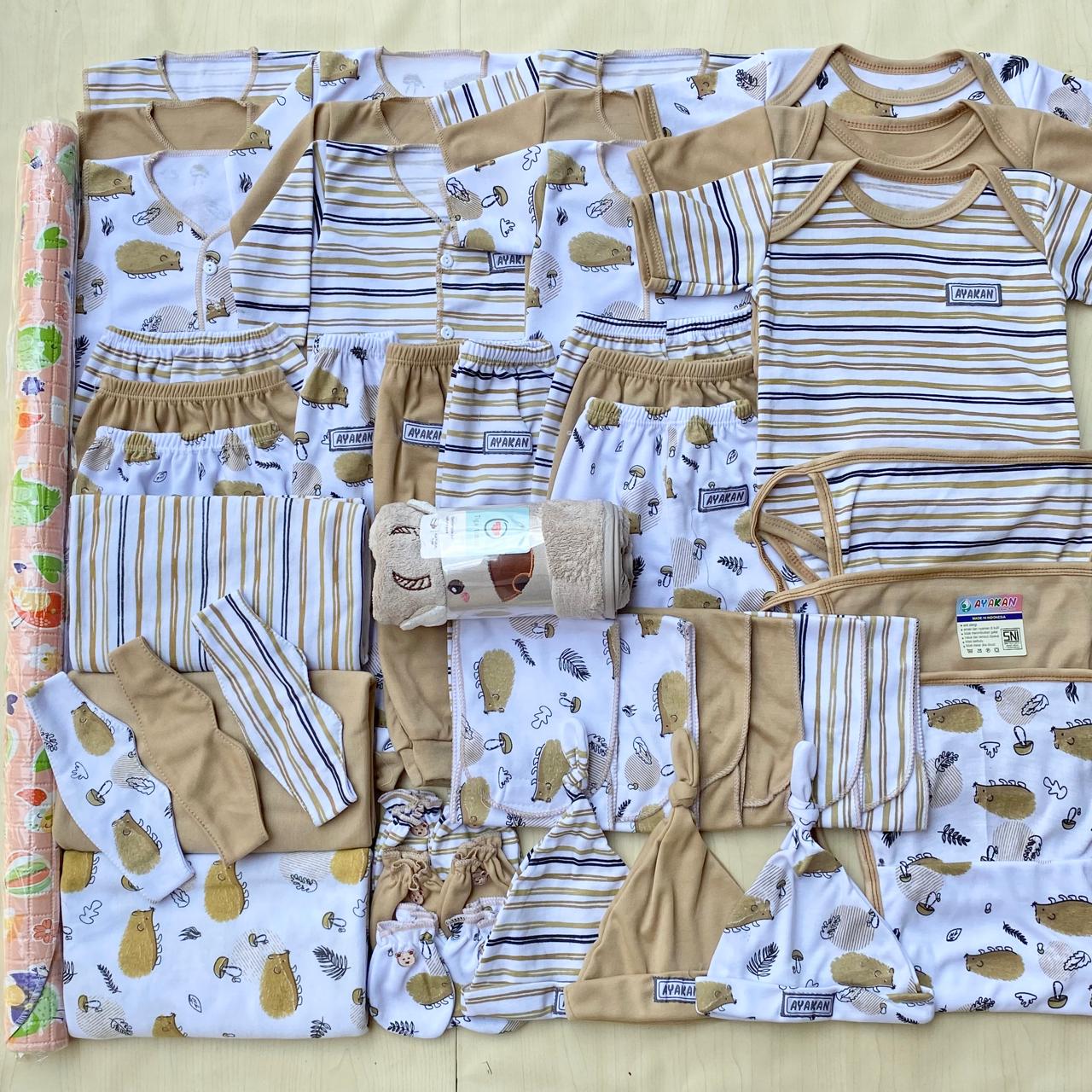 56 Pcs Paket Hemat Komplit Baju Bayi Baru Lahir Paket Hemat Newborn Paket Komplit Bayi Series Mocca Baju Bayi Full Motif - AYAKAN BABY - Merek Tidak Ada Merek Harga 299,000 rupiah*Gratis Ongkir