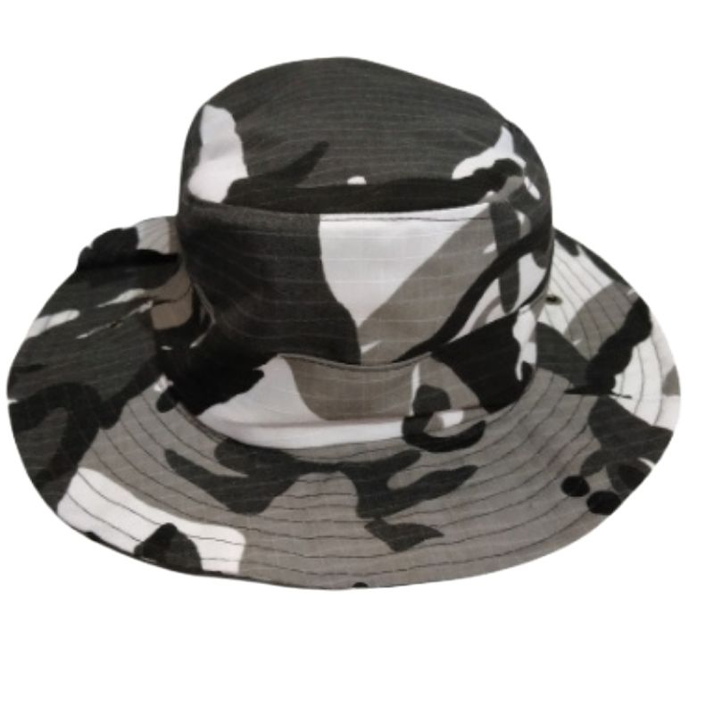 Alexandra Daddario yalangoch