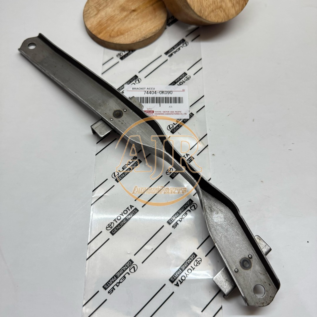 Bracket Breket Brecket Jepitan Aki Plat Aki Accu Toyota Innova 2005 2015 Diesel Solar Harga 34,965 rupiah*Gratis Ongkir