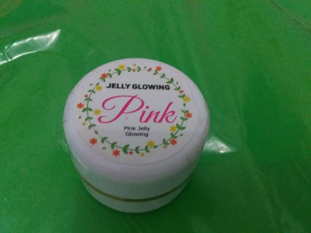 Jellies glow. Jelly Pink