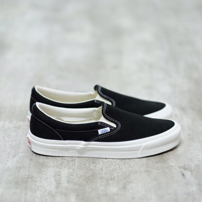 Vans authentic clearance harga