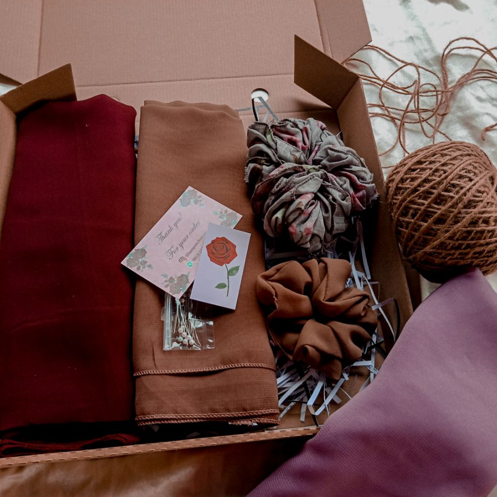 Hampers Box/Hampers Kado Ulang Tahun, Wisuda, Anniversary