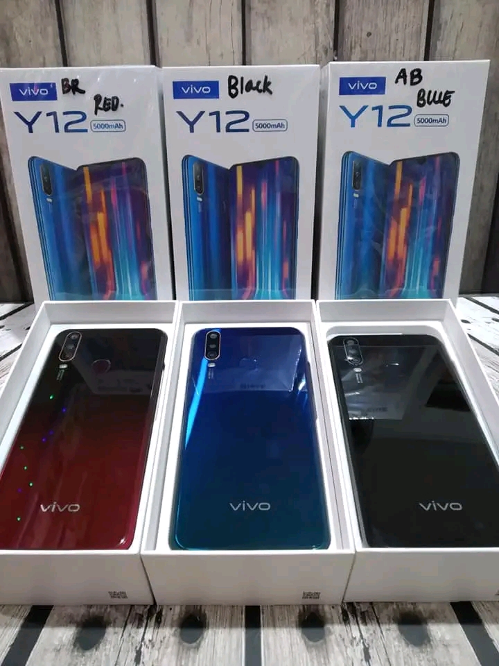 Vivo Y12 ram 3 32 nominus masih mulus fullshet second rasa baru garansi resmi Indonesia Harga 850,000 rupiah*Gratis Ongkir