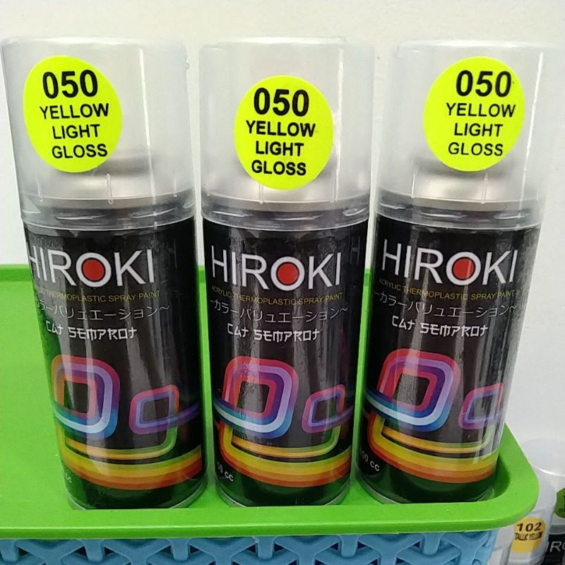pilok pilox cat semprot hiroki 050 yellow light gloss kuning muda terang hino green kuning muda kuning cerah 150cc Harga 20,979 rupiah*Gratis Ongkir