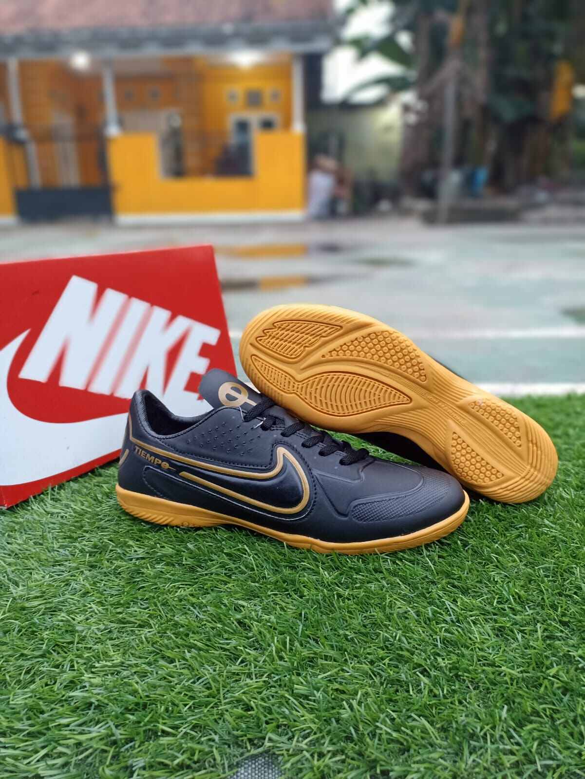 SEPATU FUTSAL IMPORT PREMIUM HITAM GOLD Lazada Indonesia