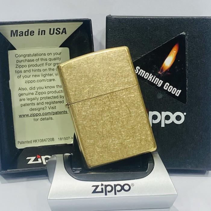 ZIPPO 49477 TUMBLED BRASS REGULER - GHOSTORE7 Giá 503,000 Đồng*Miễn phí vận chuyển