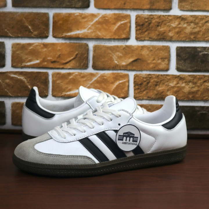 adidas gazelle silver green womens ADIDAS SAMBA LIVERPOOL FC