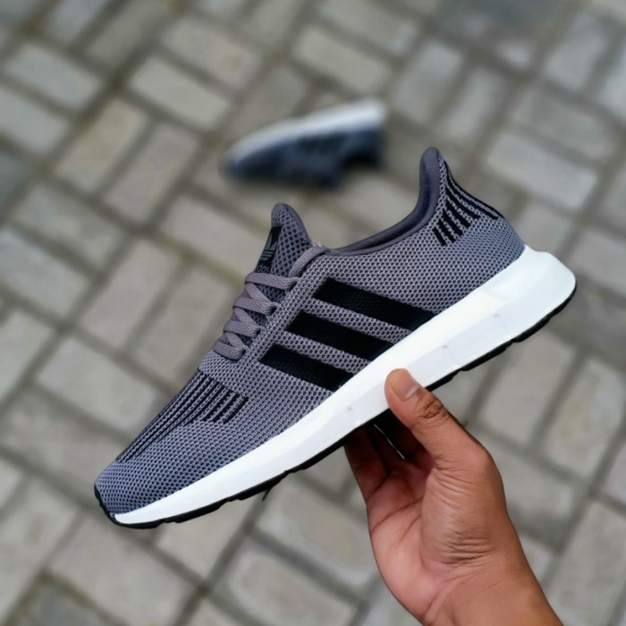 adidas swift run vert