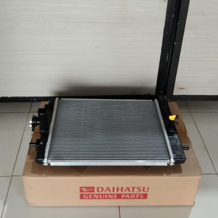 Radiator Assy Toyota calya/Sigra 1.2 CC-Original Harga 925,000 rupiah*Gratis Ongkir