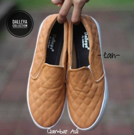 TAMBORA - Dalleya Shoes sepatu slip on wanita real pict simple kekinian sporty