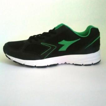 Gambar Diadora Chaz Sepatu Lari   Black Green