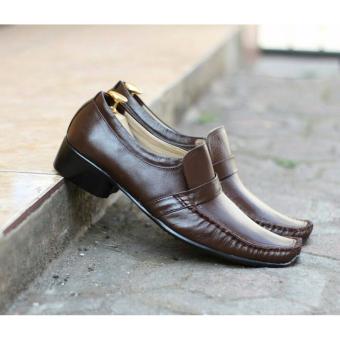 Jual MRJ Sepatu Formal Pantofel Putih Kulit Cevany Sepatu Pantofel Pria
Sepatu Formal Pria CEVANY DHIO ( COKLAT ) Online Review