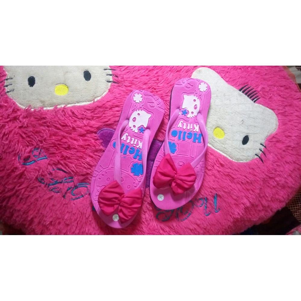 Sandal Jepit Spon Wanita Hello Kitty Pita Ping