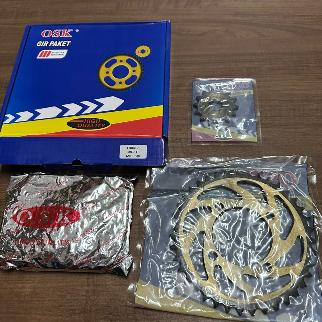 (39t 14t 428H 100L) Osk Force 1 Gearset Gear Set Chain ​​Gear Package for Motorcycle Force1 Alfa Crypton Jupiter Z Old Burhan Lama Fizr F1Zr Fiz F1Z R Fi F1 Zr Boss Vega Harga 75,600 rupiah*Gratis Ongkir