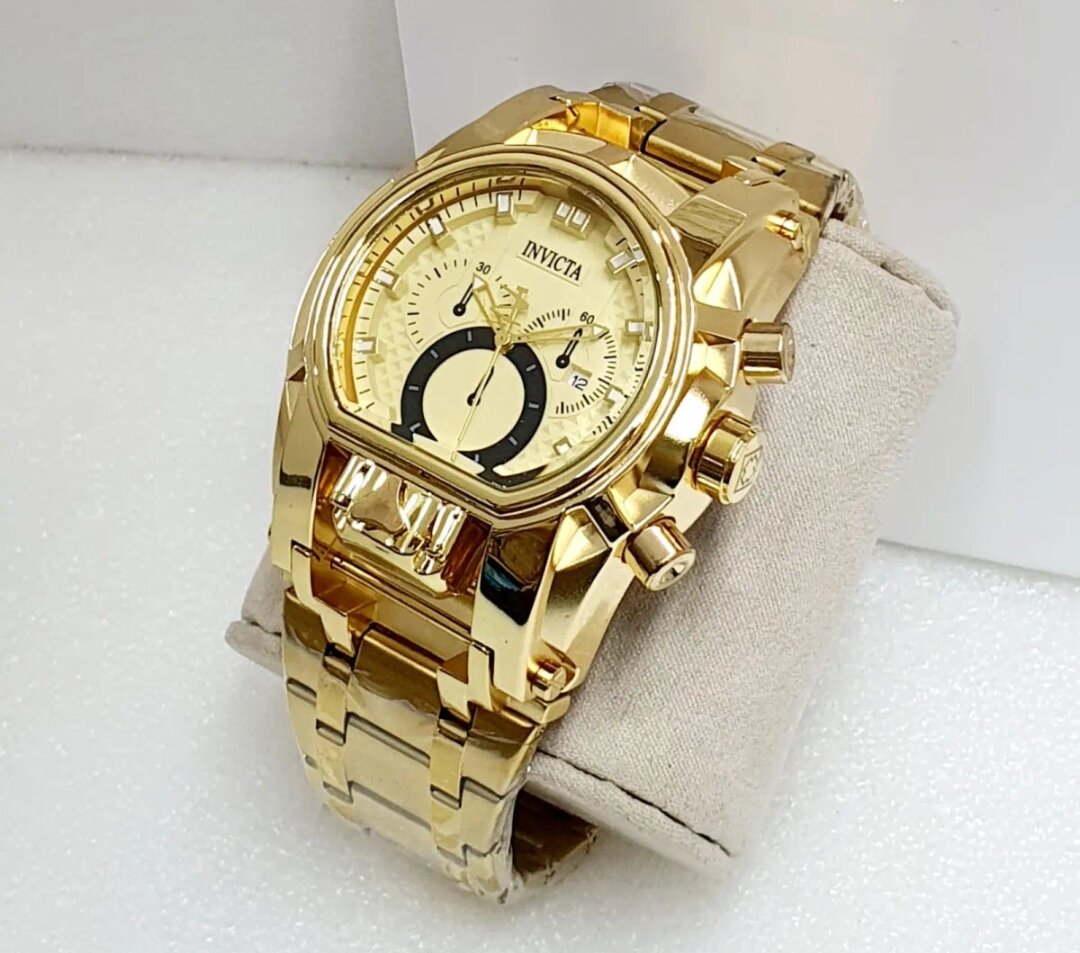 Round Analog Invicta Men's Watch, For Formal