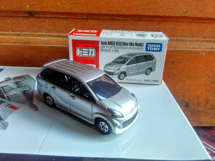 Tomica No AS-01 Toyota Avanza Velos silver Diecast Takara Tomy