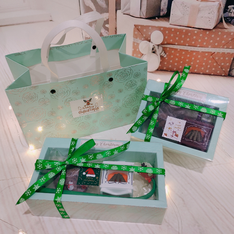 Joy hadiah hampers Christmas-Christmas hadiah boxes chocolate parcel-Christmas hadiah Tuker Hadiah-hntโฆ
