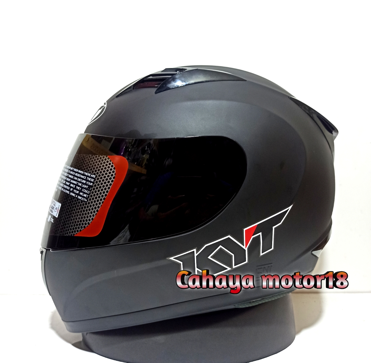 HELM KYT R10 BLACK DOFF|HITAM DOF FULL FACE Harga 850,000 rupiah*Gratis Ongkir