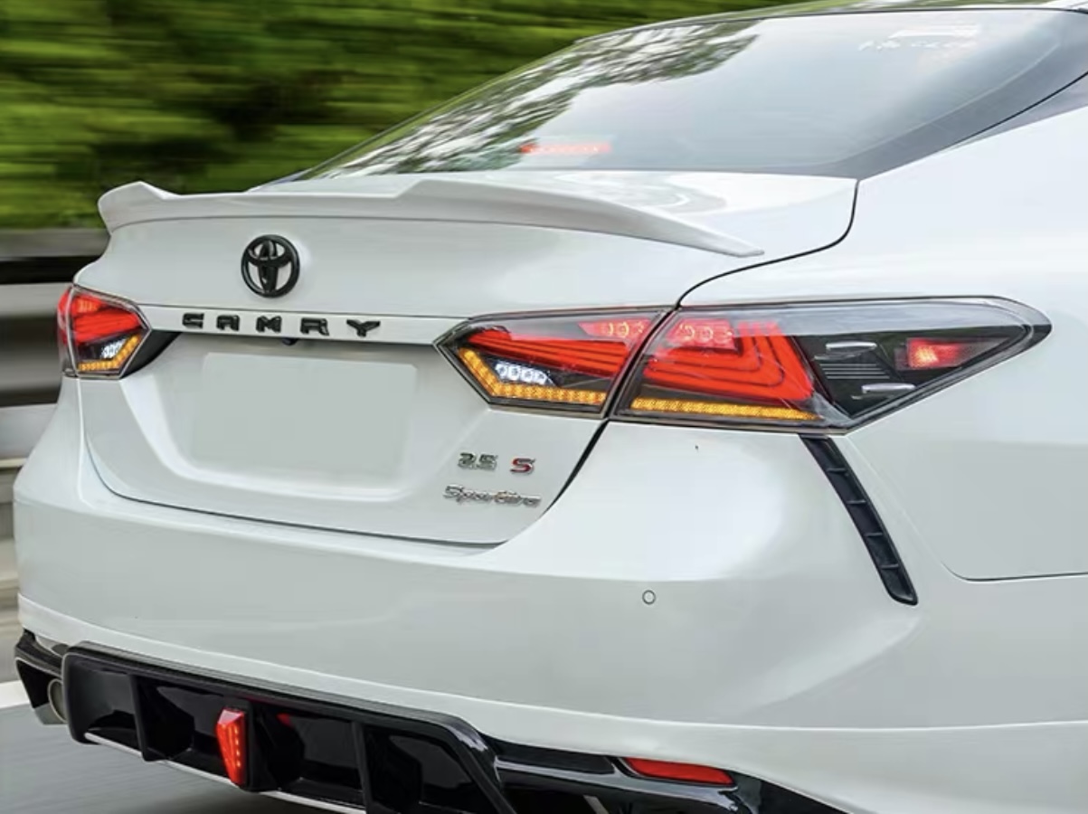 Stop Lamp Lampu Belakang Toyota Camry Tahun 2018-2023 Light Baru Harga 4,280,000 rupiah*Gratis Ongkir