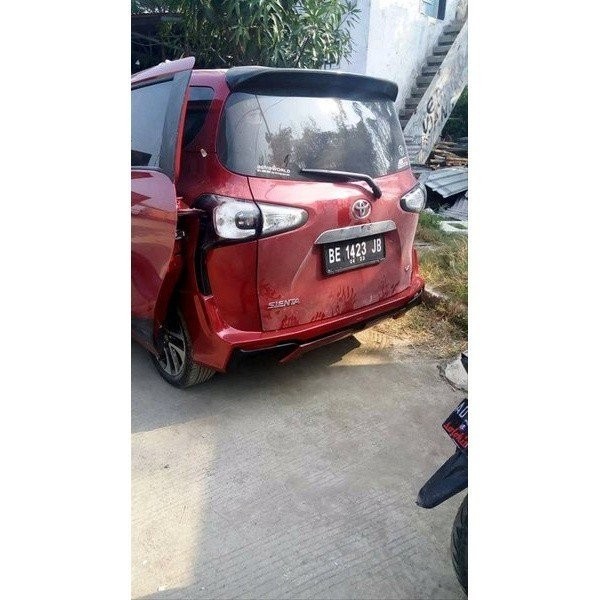 AYO bodykit toyota sienta modelista TERMURAH oey Harga 1,307,355 rupiah*Gratis Ongkir