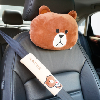 Gambar Brown Bear lucu kelinci kartun mobil mobil headrest