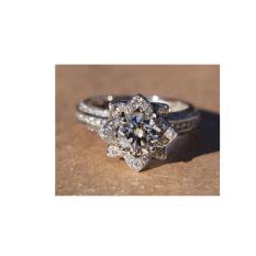cincin nikah wanita model solitaire bahan emas putih 12k