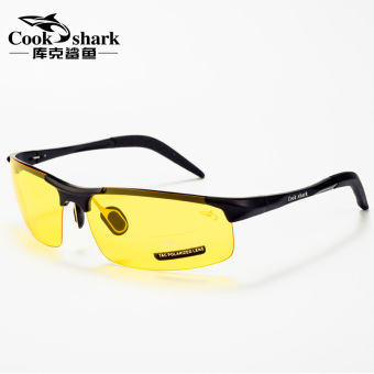 Gambar Cook VISHARK mengemudi mobil cermin kacamata hitam