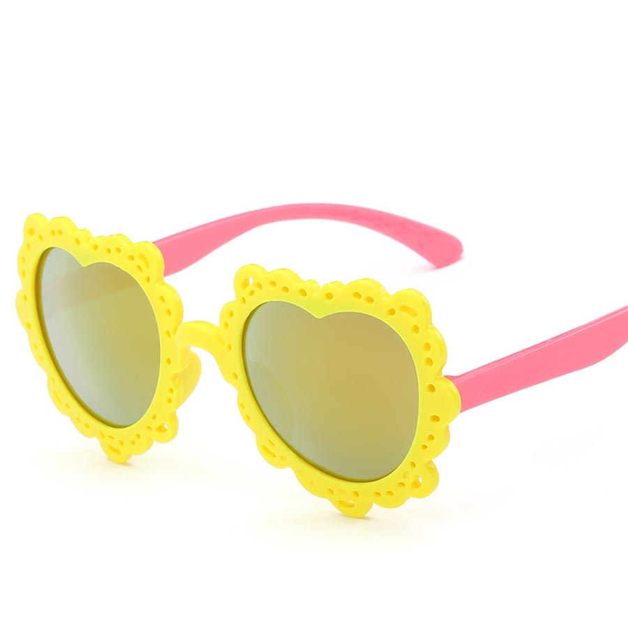 Gaya Fashion Sunglasses Outdoor Love Heart Berbentuk Lucu Bayi Perempuan Anak Kacamata Eyewear 71-Intl