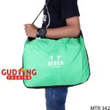 Cover Helm Motor - Hijau Harga 26,880 rupiah*Gratis Ongkir