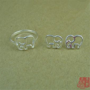 Gambar S925 Lucu Perempuan Bayi Gajah Anting Sterling Silver Cincin