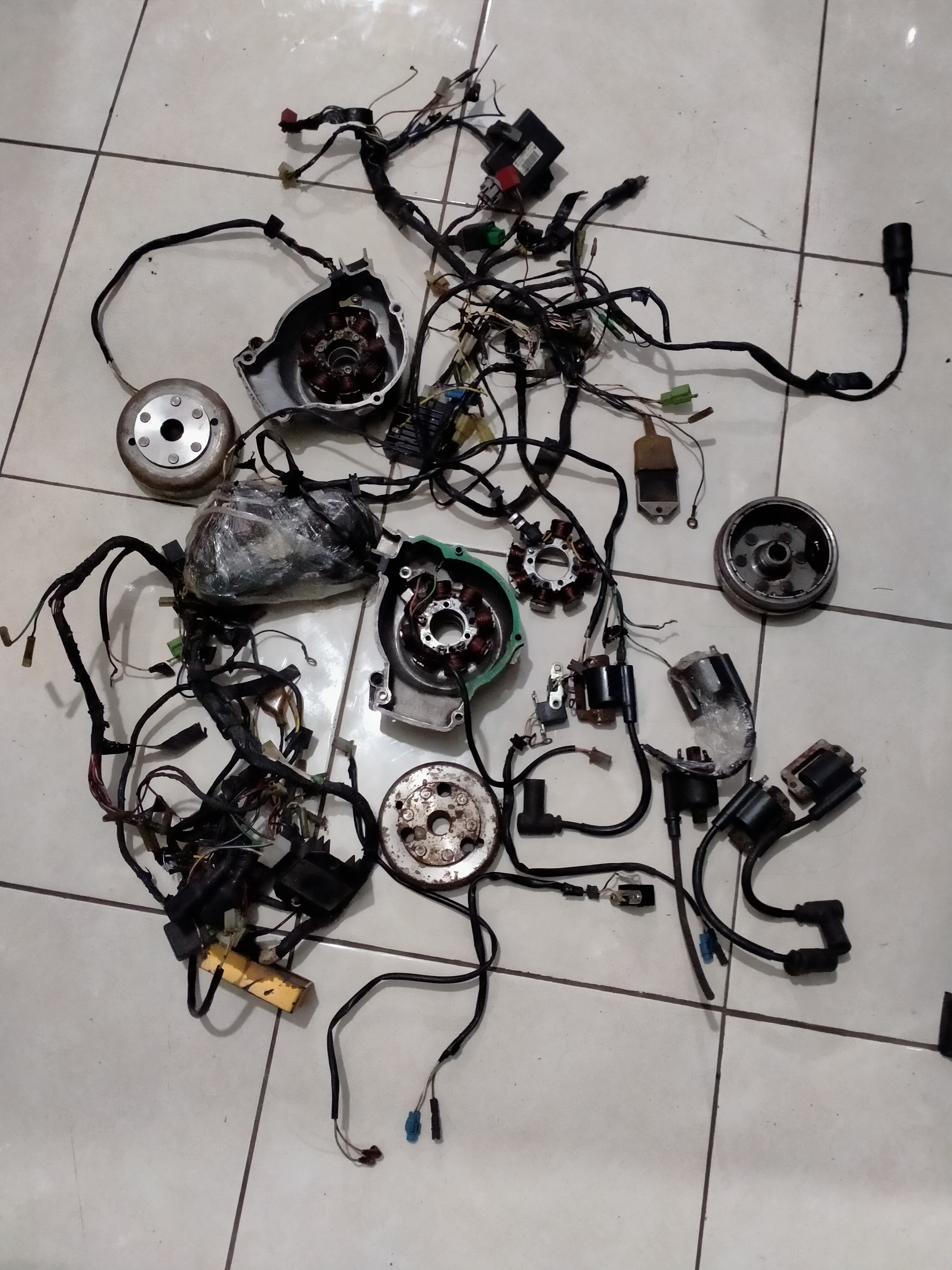 PENGAPIAN DC FULLSET NINJA R ATAU RR Harga 1,505,000 rupiah*Gratis Ongkir