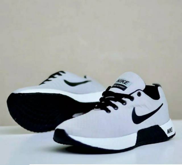Sepatu nike_flyknite sepatu sekolah kuliah casual sneakers pria cowok Sepatu nike_flyknite sepatu sekolah kuliah casual sneakers pria cowok