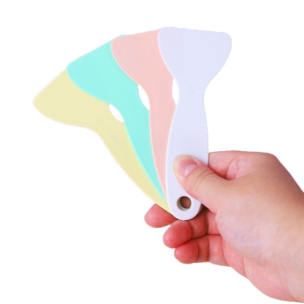 Satu Keluarga Scraper Kape C1134 Scaper Sticker Alat Bantu Pasang Kaca Film Mobil Motor Decal Serbaguna Harga 2,595 rupiah*Gratis Ongkir