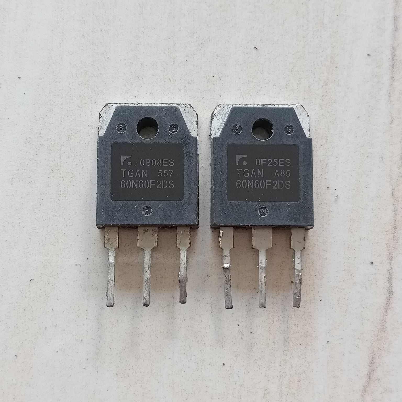 IGBT tgan60n60 cabutan FGH 60n60 60A 600V Harga  17,000 rupiah*Gratis Ongkir