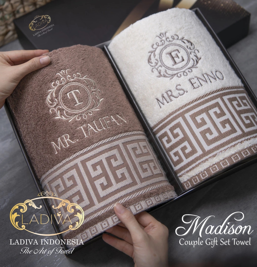Luxury hadiah SET - Handuk Couple Premium MADISON with CUSTOM BORDIR + EXCLUSIVE BOX + FREE Kartu Ucapโฆ
