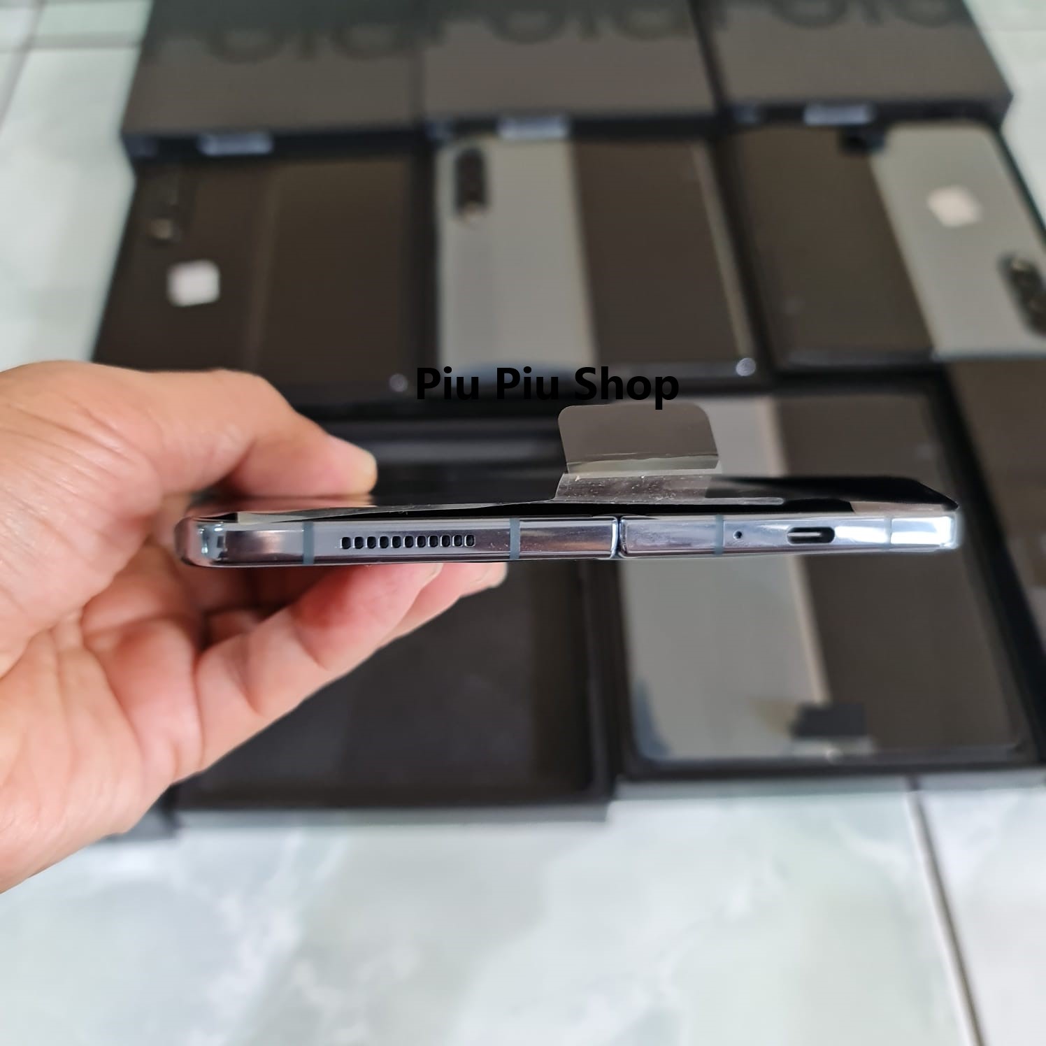 Samsung Galaxy Fold 4 Z 12GB / 256 GB BNOB Original Siap Gojek / Grab Harga  16,500,000 Ringgit*Penghantaran Percuma