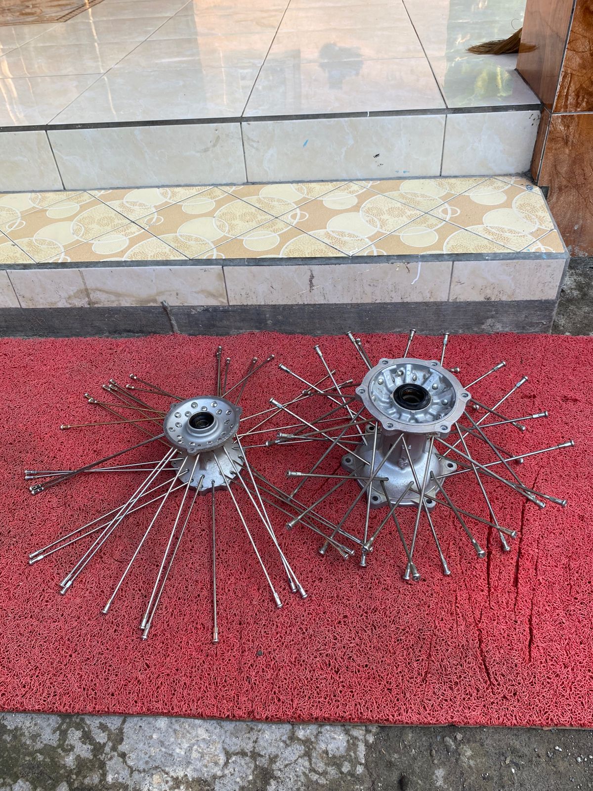 Original Yamaha Wr 155 Drum Bonus Ori Wr Ring 18/21 Spokes Harga 395,000 rupiah*Gratis Ongkir