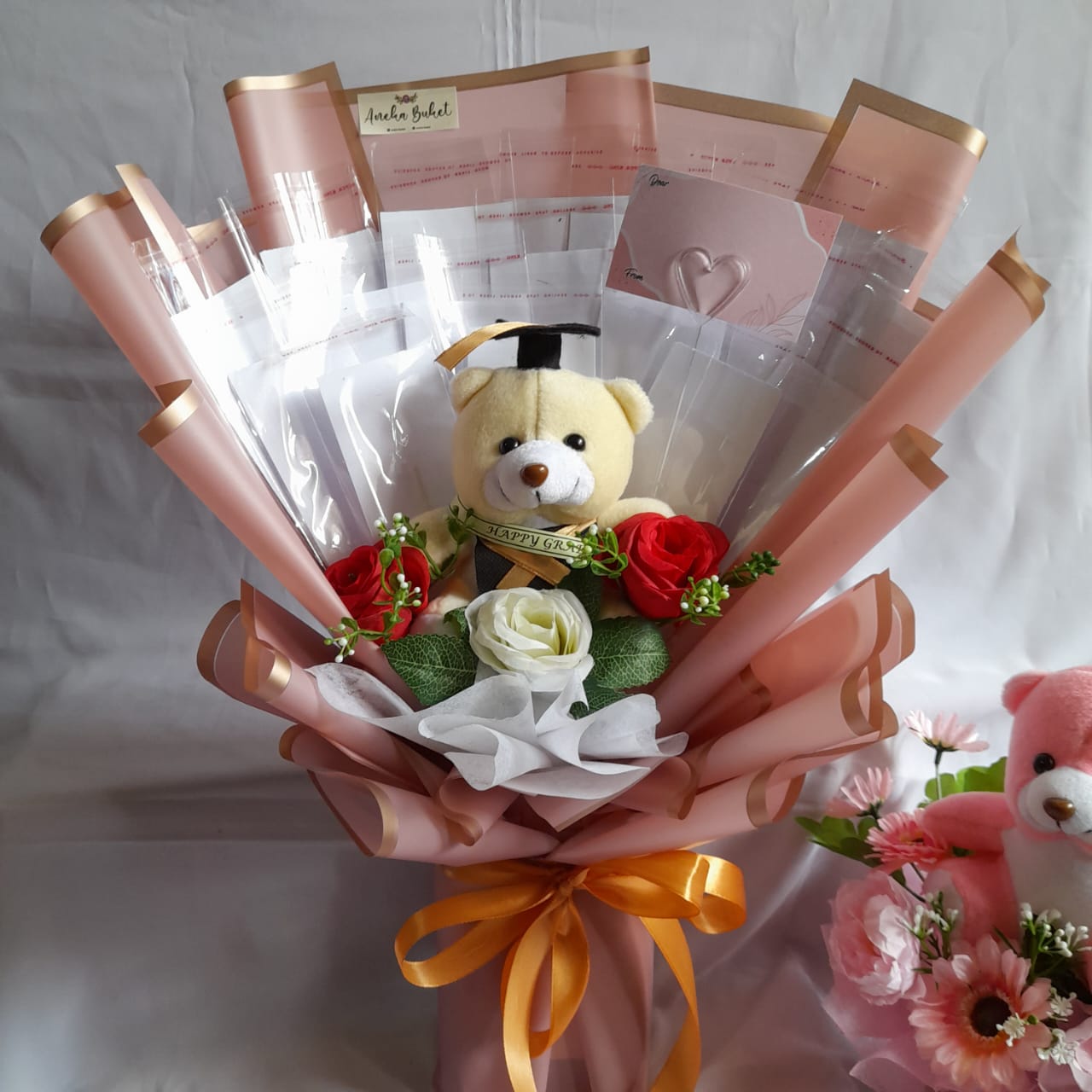 Buket Uang Kosongan ISI 10,15 20 SLOT/ Buket Boneka WISUDA/ Hadiah WISUDA/ Free Kartu Ucapan
