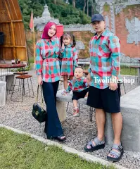 kemeja couple keluarga (harga 1 baju)