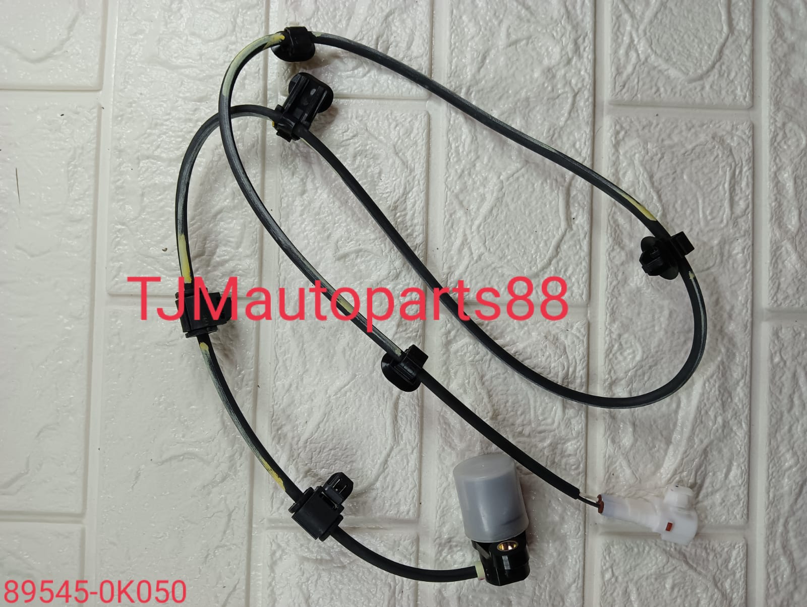 kabel sensor ABS speed fortuner 2004-2015 89545-OK050 ORIGINAL Harga 1,250,000 rupiah*Gratis Ongkir
