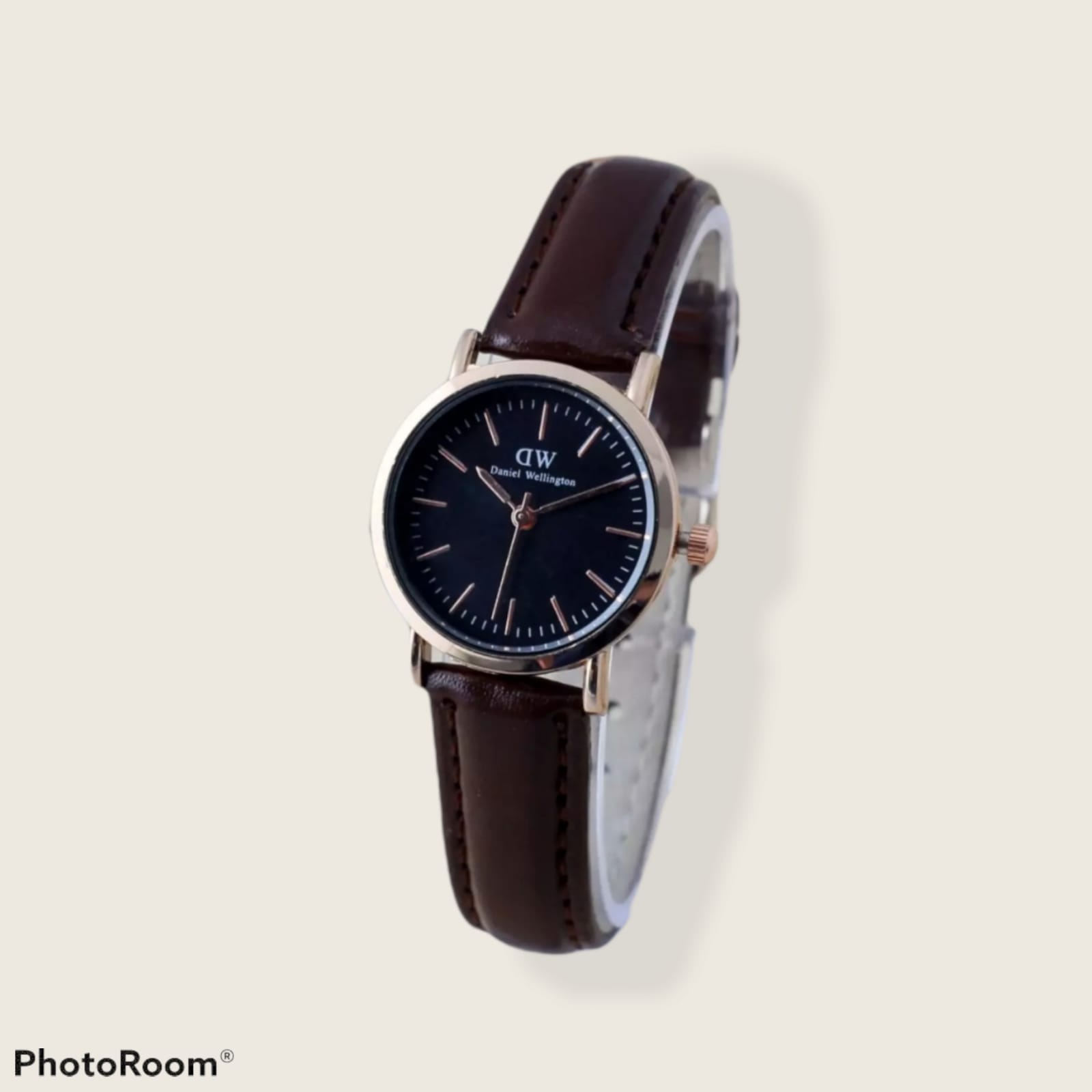	 Jam Tangan Wanita Tali Kulit Cantik/Free Batrai Cadangan 	